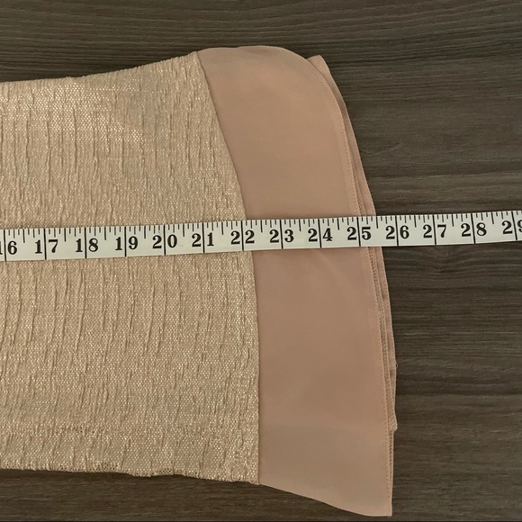 NWOT Dunnes Gold Nude Wavy Textured Sleeveless Tank Top - Picture 12 of 12